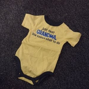 Super cute onesie size 12 months-0566